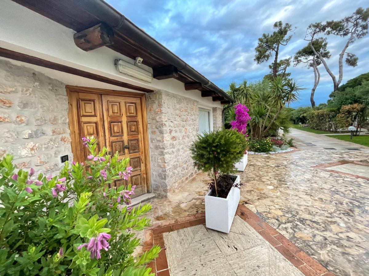 Villa Paonessa Lido Di Fondi Dış mekan fotoğraf